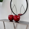 Scultura coppia di ciliegie in resina laccata rossa pop art Opla Promozione