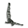 Scultura moderna da parete tuffatore in resina effetto metallo Veda-M Scelta
