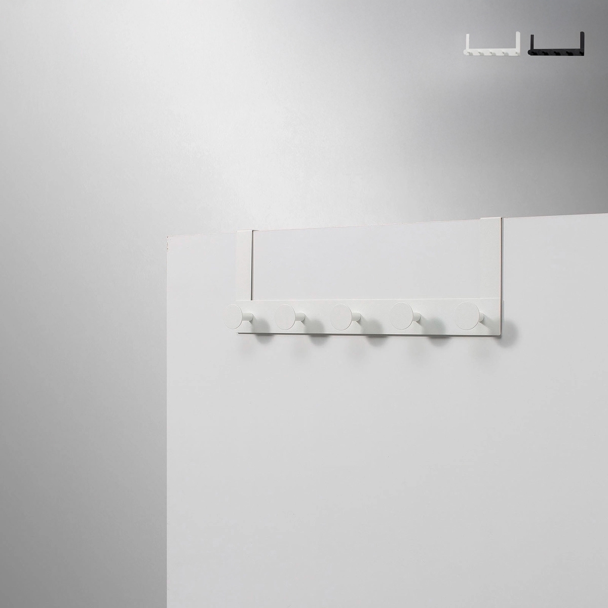 Appendiabiti da porta salvaspazio in metallo con 5 ganci Swift Promozione Appendiabiti da porta salvaspazio in metallo con 5 ganci Swift Promozione
