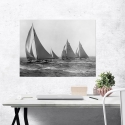Quadro su tela vintage bianco e nero Sloops at Sail, 1915 Edwin Levick Vendita