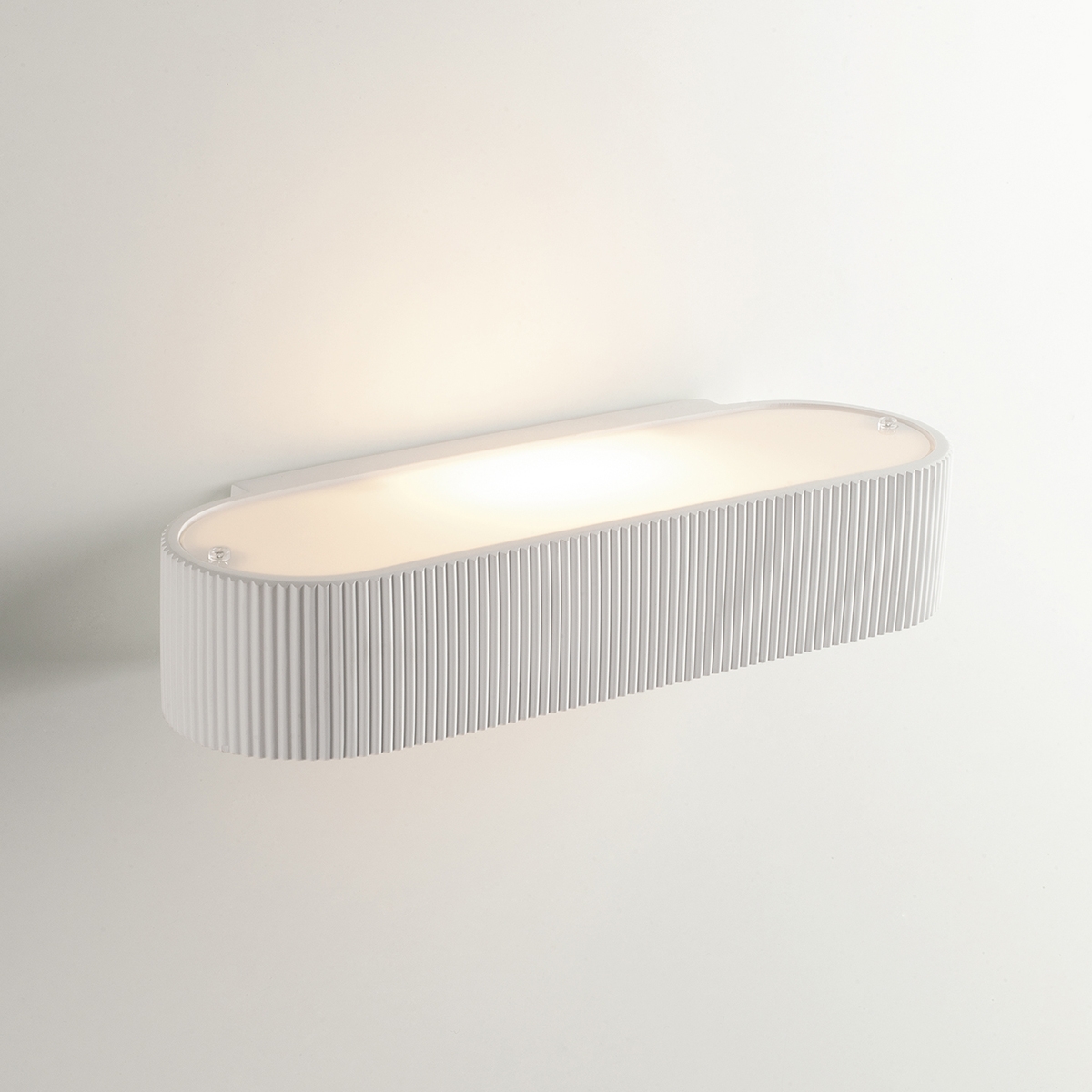 Applique ovale moderna da parete in gesso bianco verniciabile Gatsby Promozione