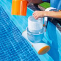 Pompa filtro a cartuccia skimmer per piscina fuori terra Skimatic Flowclear Bestway 58469